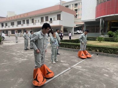 【活动】辞旧迎新 趣味横生——江门东洋“迎元旦”趣味运动会